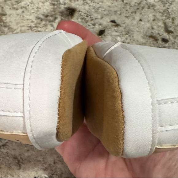 Disney Baby Winnie the Pooh Baby Shoes 3-6 months - Picture 8 of 10